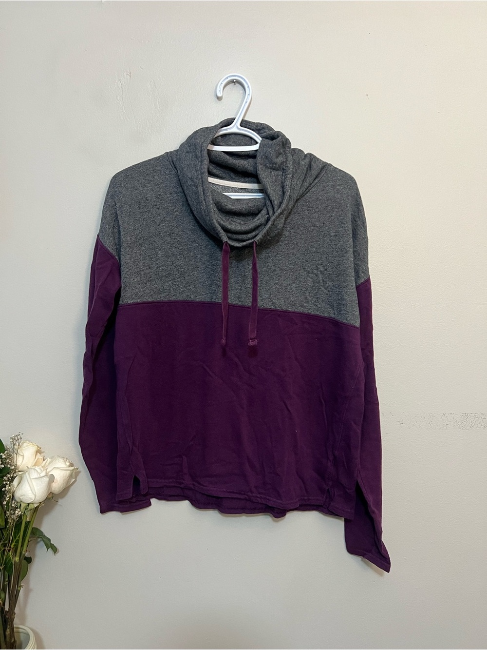 Two-Tone Cowl Neck Pullover Sweater - Purple & Gray